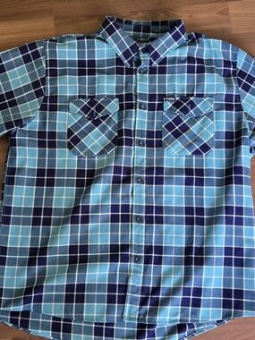 DIXXON Men's Turquoise and Navy Plaid Button-Down Shirt
